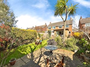 HEATH ROAD- click for photo gallery